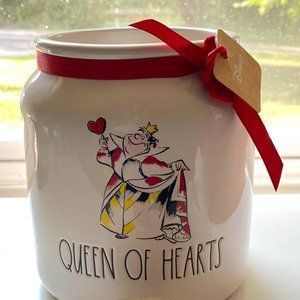 NWT Rae Dunn Queen of Hearts Disney Alice in Wonderland Jar